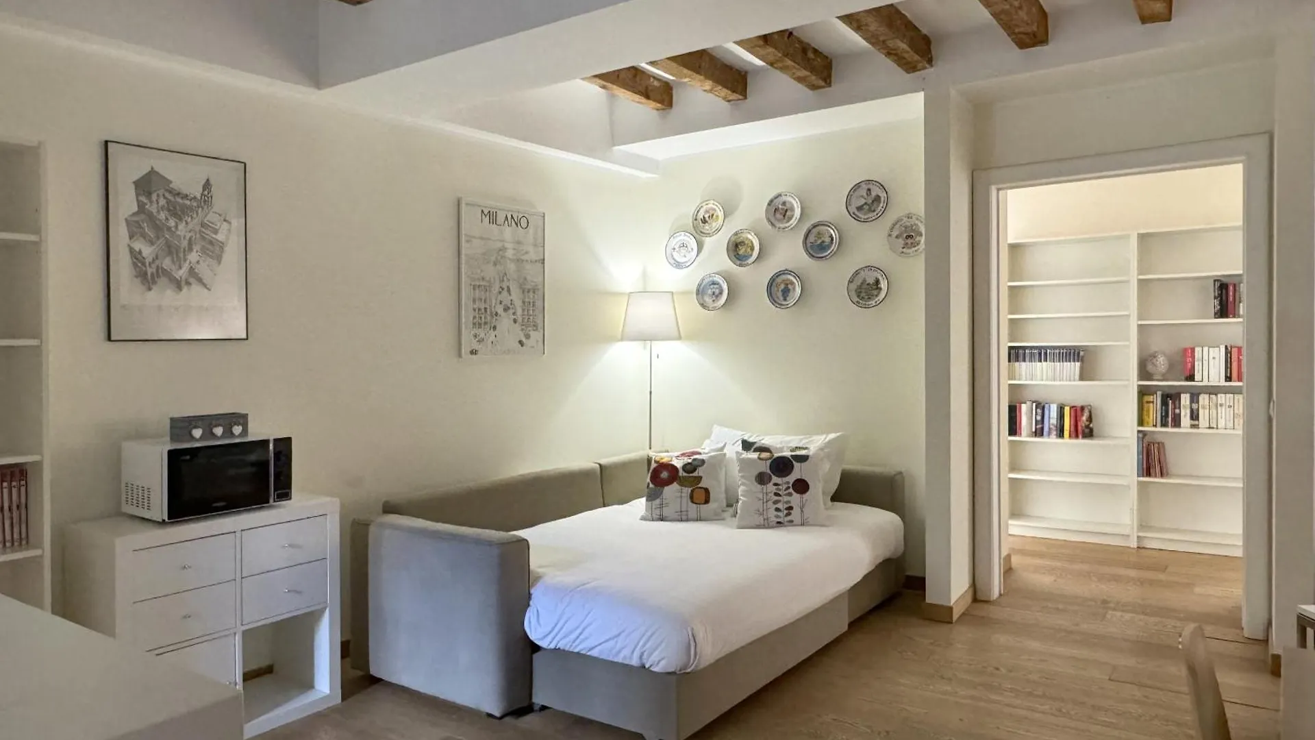 شقة Joivy Cosy Ticinese Retreat 1-Bed Flat Near The Duomo ميلان إيطاليا